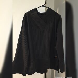 Tahari Sport Black Ribbed Flared Sleeve Pullover Mock Neck Sweater